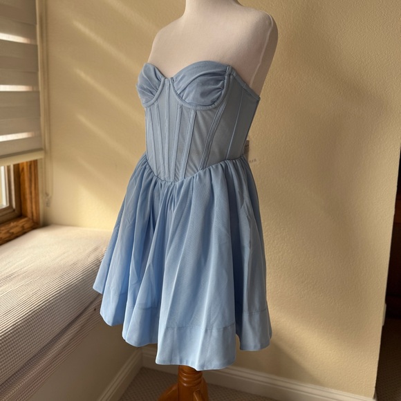 New! BARDOT Cinderella Hart corset mini dress - Picture 8 of 11